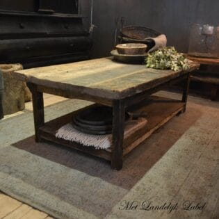 Salontafel oud hout (teak) met onderblad, 150 x 70