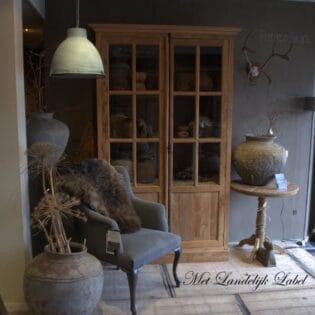 Vitrinekast Lot oud teak  (ook leverbaar in zwart, grijs, old black)