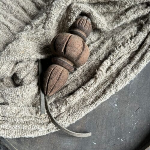 Houten Hanger/Klos 'Holly'  B