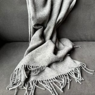 Plaid met franjes  'Grace' Grey