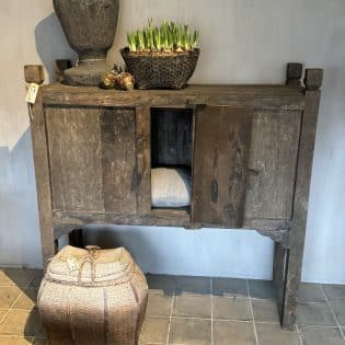 Rijstkast 'Oud Hout' met deurtje